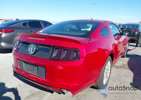 2013 Ford Mustang V6 Premium из США, поврежденный, VIN 1ZVBP8AM5D5267242